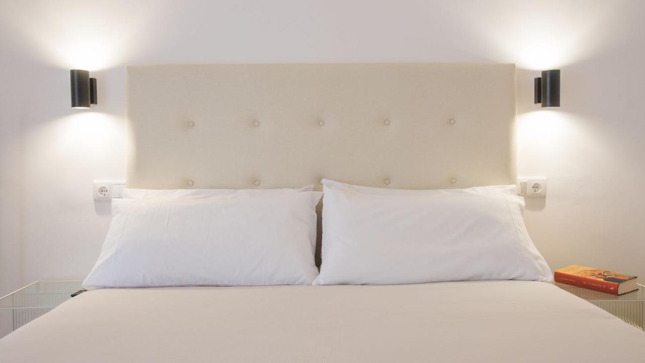 Apartamentos Boutique Puerta De Reyes 托萊多 外观 照片